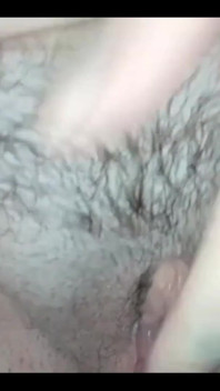 Min styvbror mjölkar över hela min vagina