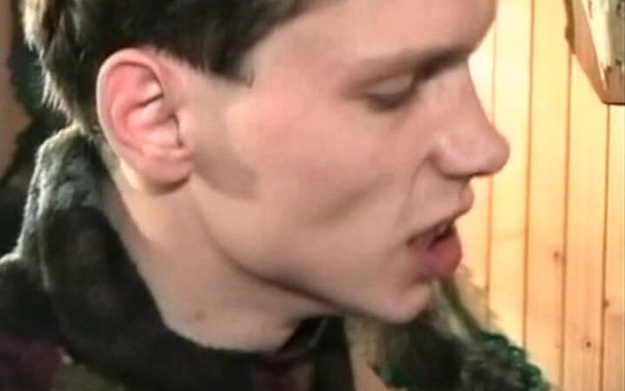 Gay vintage vibes: Інтенсивний потік чоловічого бажання No2