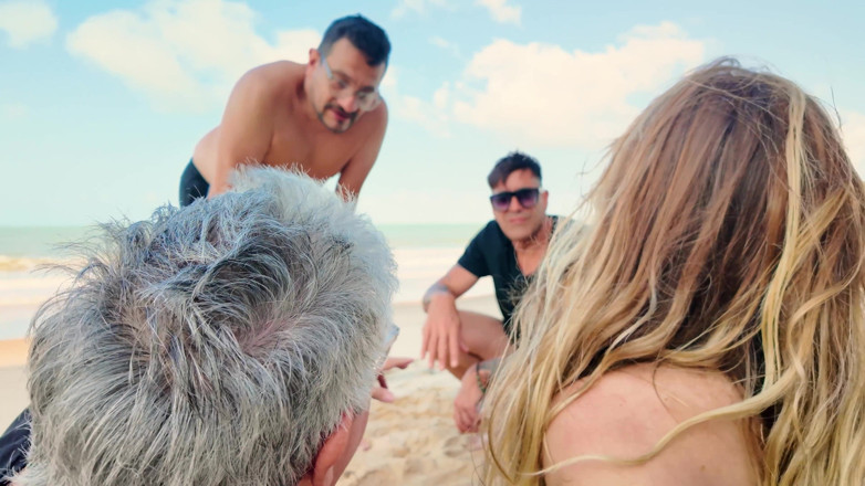 Limon producciones: I Ask a Couple in the Caribbean for a Coconut...