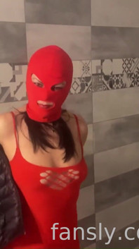 Ağzımdaki karımı sikiyorum!