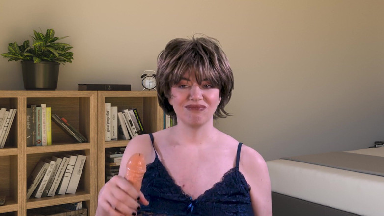 Lovely Lilith: Neighborhood MILF Lovely Lilith
