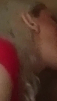 Pirang Di Gloryhole
