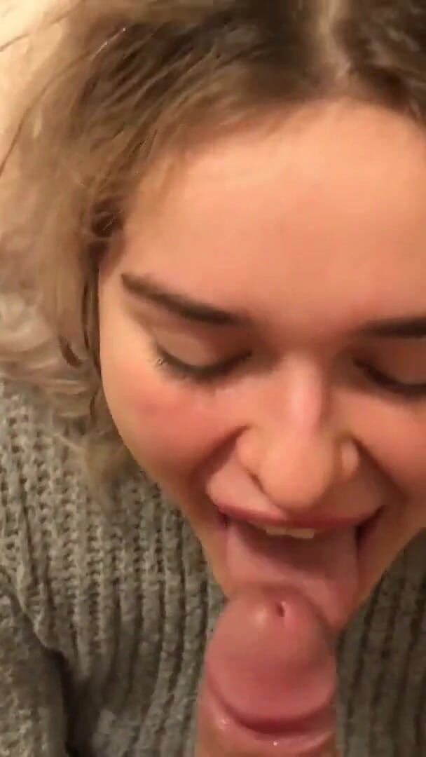 Blonde Slut Drinks Coffee with Cum (LeoCasanova)