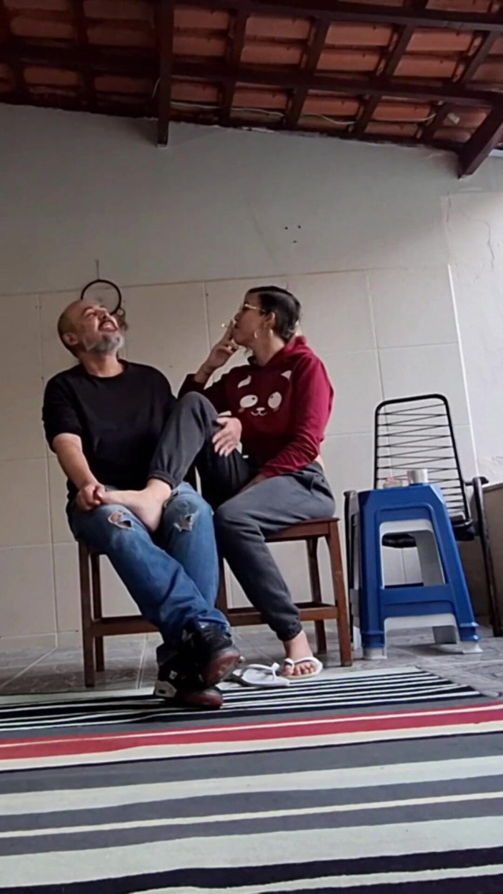 Victor SweetCoupleStories: Přesvědčil jsem svého ženatého souseda, aby se mnou měl sex na...