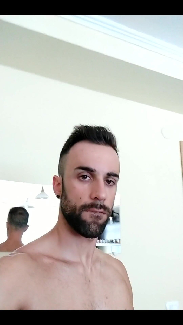 Zeus Ray: Estoy tan cachonda ...