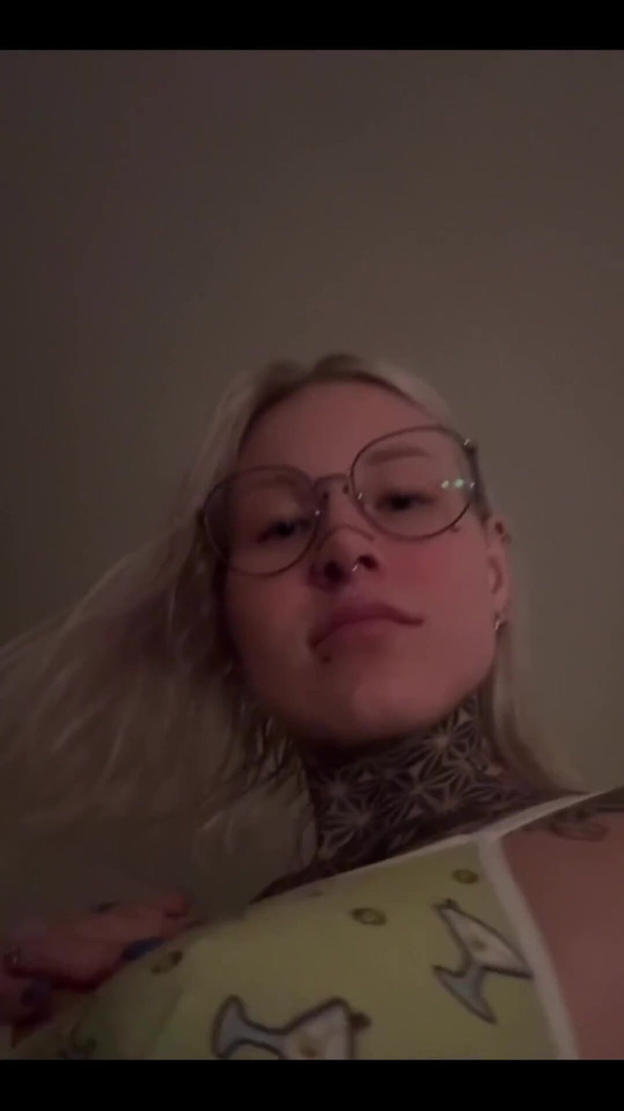 Melina: Good Evening Babe