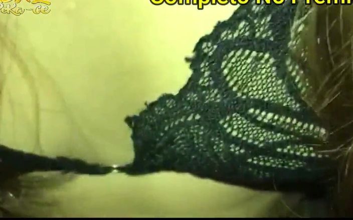 Casal Sapeka CE: Mostrando a Esposa para Estranhos na Rua