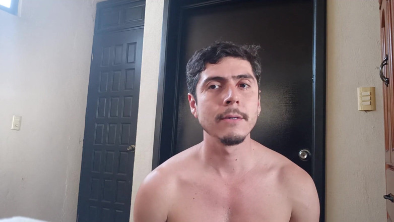 Tabasco Jake: Naked Workout Handsome Guy