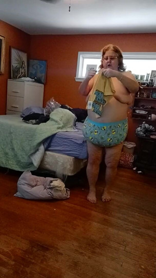 BBW nurse Vicki adventures with friends: Putting on My Blue lemon boy shorts and rest of...