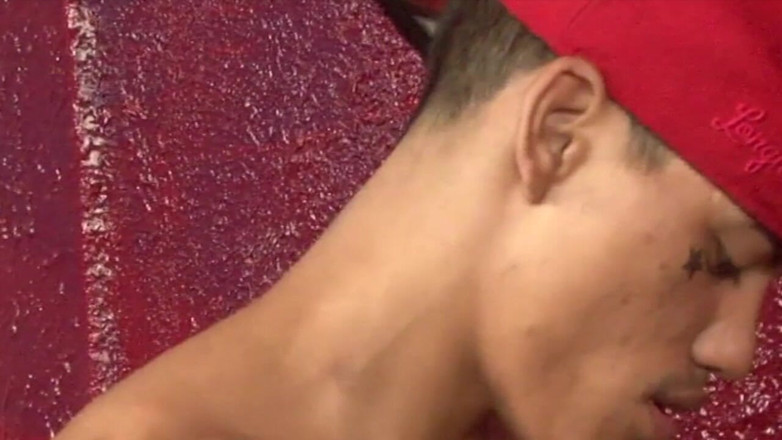 Fun raw sex with straight curious: Geweldige hete pornovideo met Twinks die voor het eerst zonder...