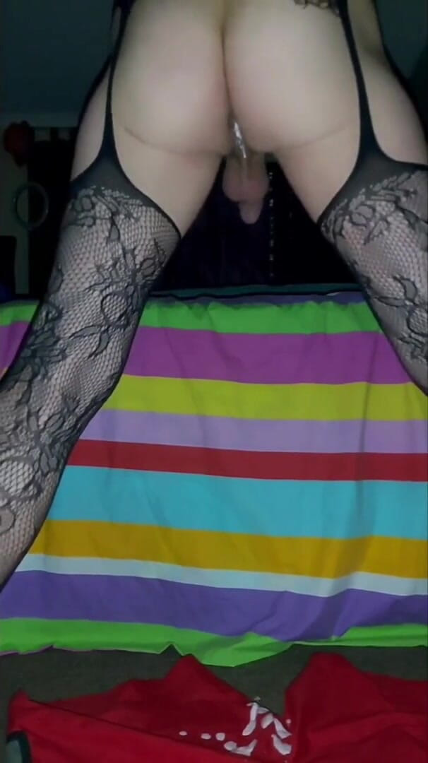 Lizzaali: Šlehací krém hlučný výstřik z mé díry, hehe