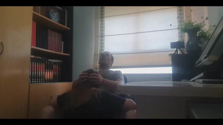 Holycandy: Macecha šuká nevlastního syna honění