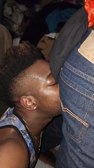 Wondahead21: Трахни мою повію в горло і твої вузькі джинси