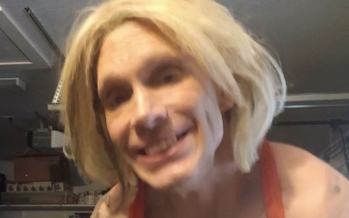 TS JACKIE BLACKED: Ihren ersten bbc lutschen