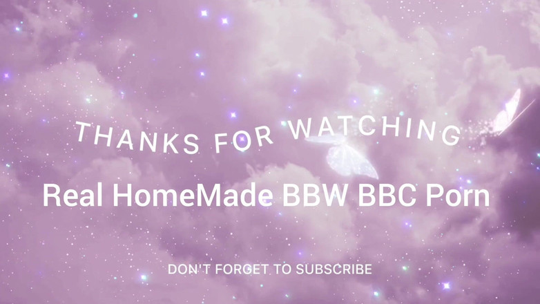 Super sexy ebony cuties: На четвереньках крупним планом писає