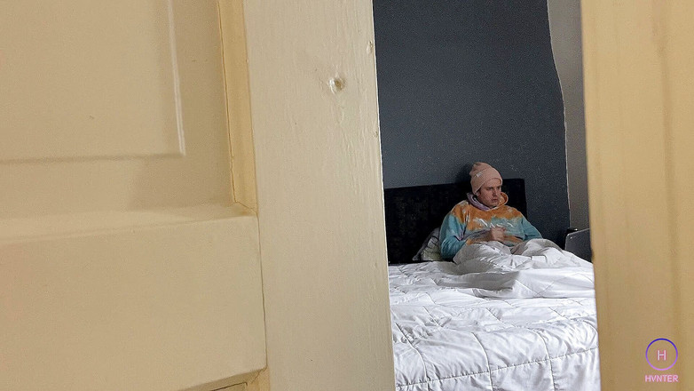 Hvnter: POV: jsi můj spolubydlící a sleduješ, jak si honím