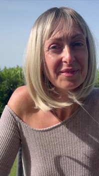 Lena, MILF berusia 40 tahun dari Tours!