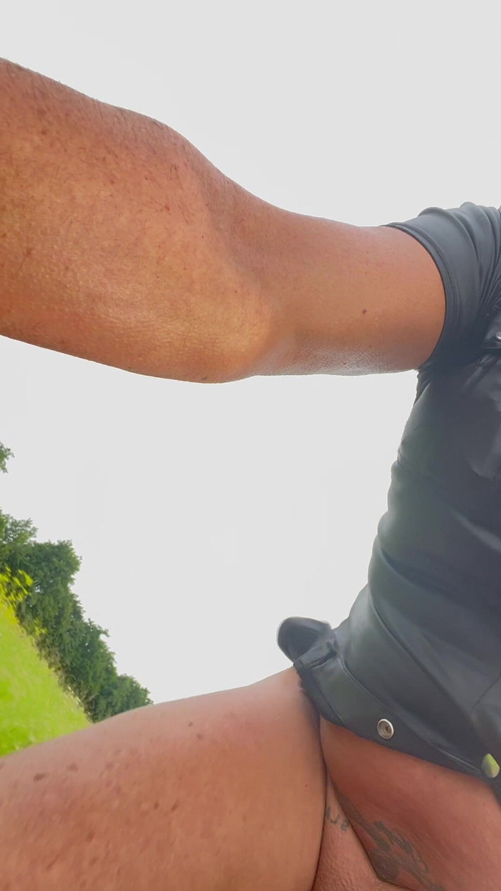 Benb Studio: 네이키드 사이클링