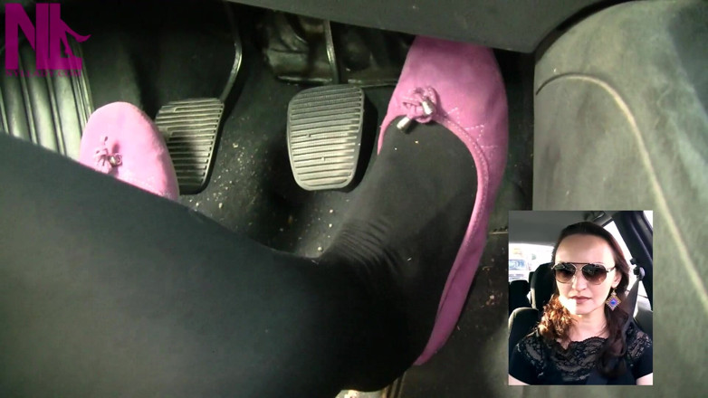 Nyllady: Driving in Black Thick Nylons and Pink Ballet Flats