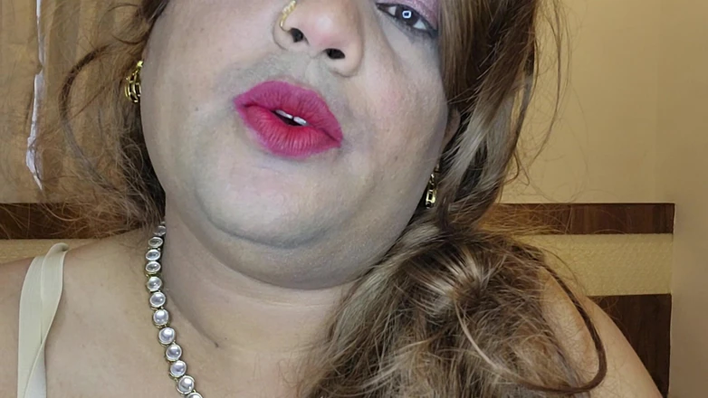 INDIANSISSYCHUBBY: I Love Them Both Warm up Session