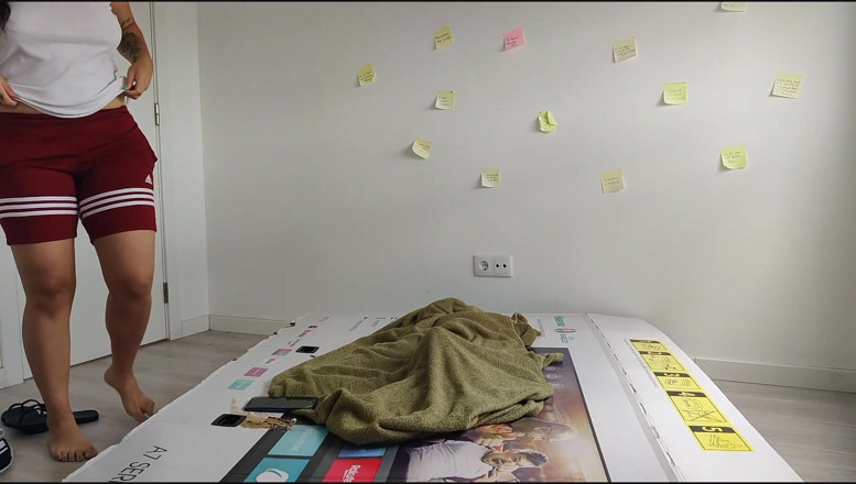 Miss Squirting: Fucking Stepdaughter Through a Hole in a Box