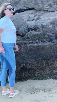Peeing in Tight Jeans on the Beach