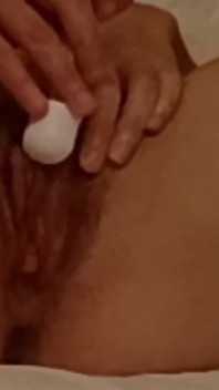 Kelly and Her Pulsating Pussy in a Moment of Love Pleasure and Strong Orgasm