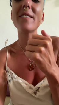 Solo MILF