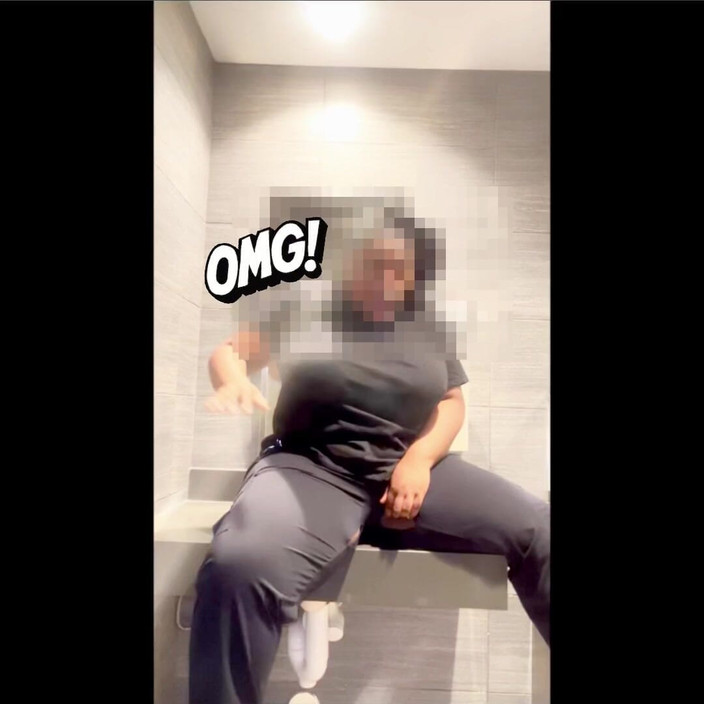 Anye Meshell: 天哪，当我弹跳时，这总是会发生！