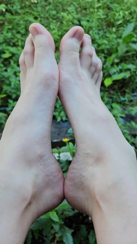 Video alami pamer kaki