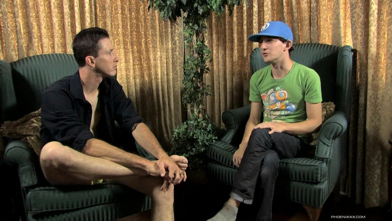 Phoenixxx: Danny Brooks duduk dengan Andy