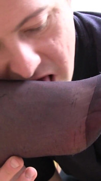 Redhead Madame Nylon Toe Sucking