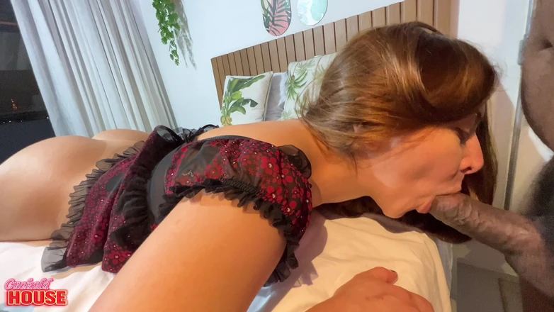 CuckoldHouse: Натуральная рыжая лопает складки своей попки черным членом бойфренда друга
