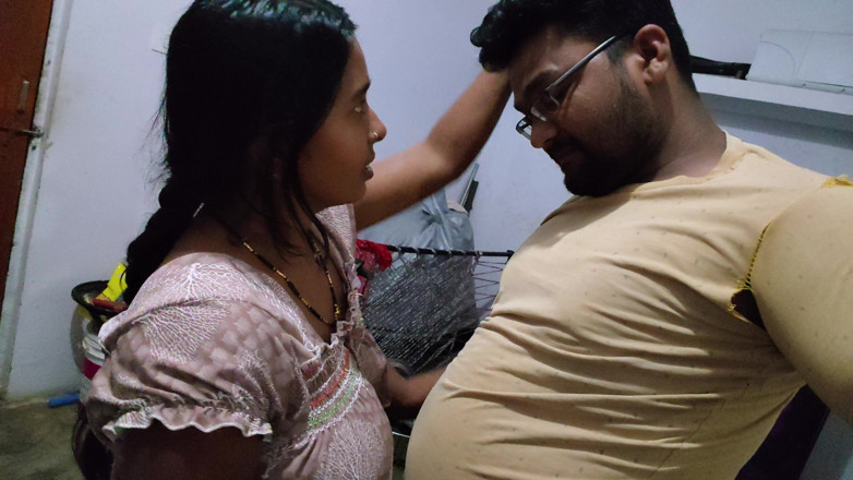 Premi pooja: Desi Hot Old Couple Night Sex - Hot Aunty Desi Look...
