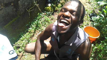 Moviesporn1: Kongkek mendalam pada pantat montel saya