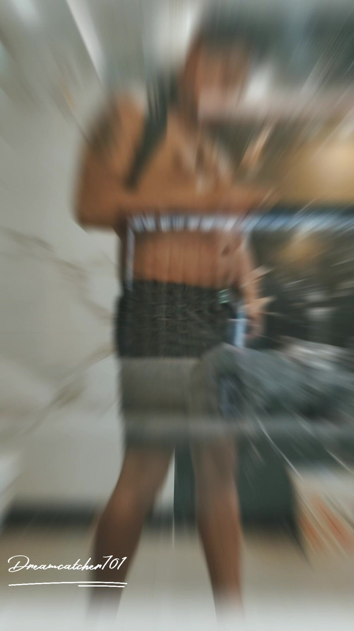 Dreamcatcher701: Prieten bengalez care se joacă cu el