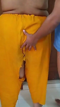 Zdesi Bahu Rani Ko Sasur Ji Ne Tapa Ketuk Chudai Jab Shuva Ki Excersize Kartihu