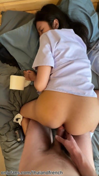 Primer anal de 18 años, no pudo poner todo