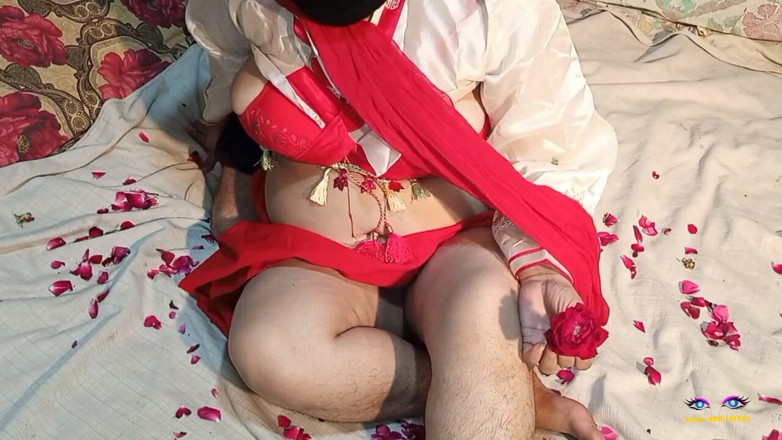 Netu: 무수정 볼리우드 XXX 포르노 영화 오디션