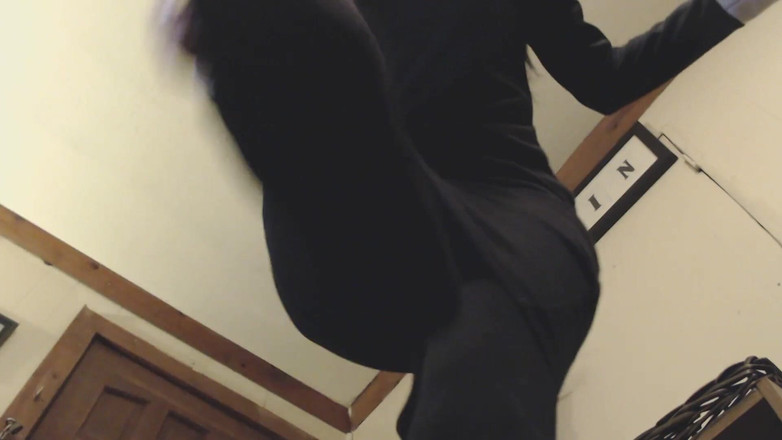 PandoraSG: Gadis nakal ini lagi asik kaki biarawati halloween