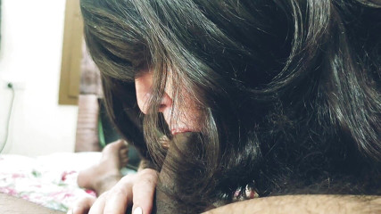 Bolly Karma: La ragazza troia seduce il fratellastro