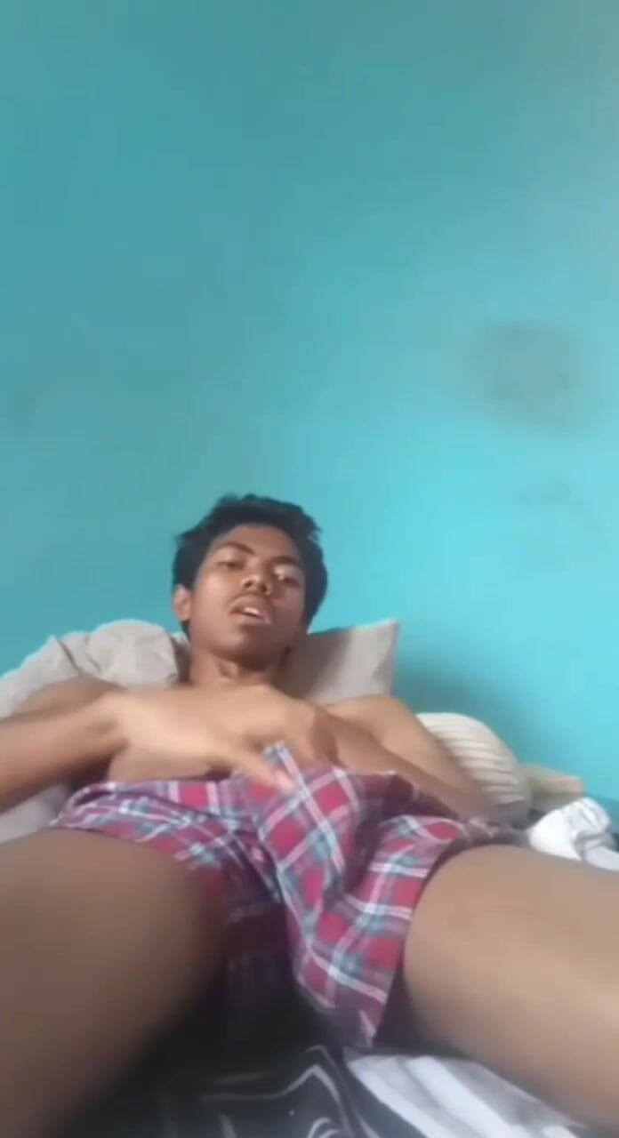 Rent A Gay Productions: Дрочити після виклику мого однокласника