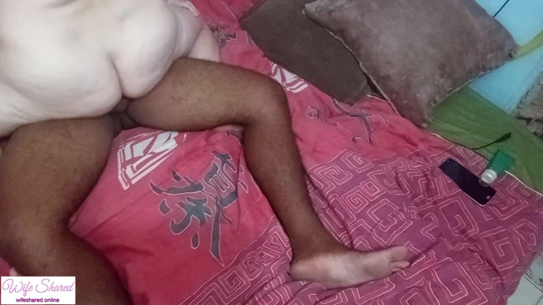 Cuckold Couple Swing: Sexy holka miluje vzít dobrého ptáka