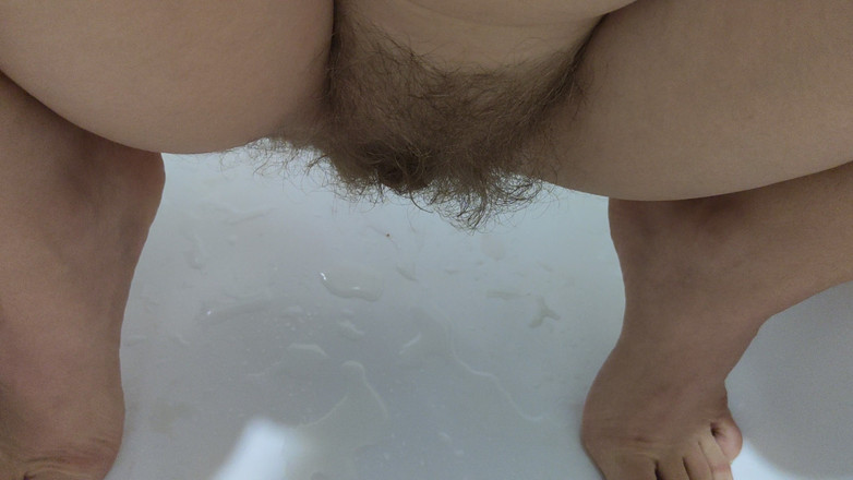 Risky Hairy Couple: Tsss Big Secret - Sikam w mojej łazience