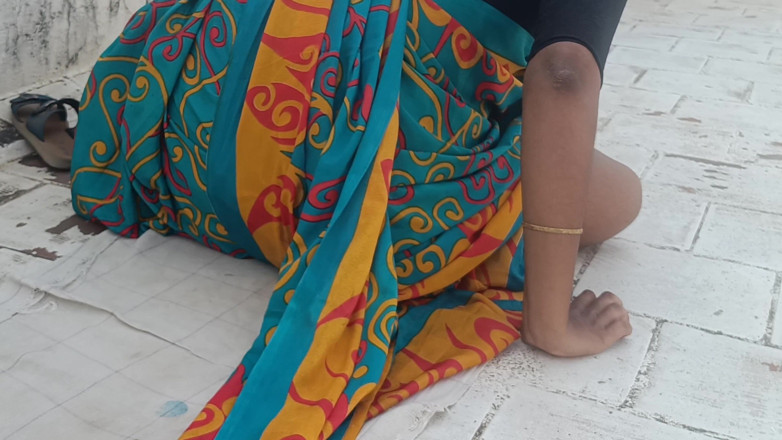 Inba: छत पर विवाहित महिलाओं को चोदते हुए अविवाहित पुरुष