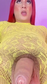 콜롬비아 시메일 통통한 백인 음경이 슬로우 모션으로 등장한다