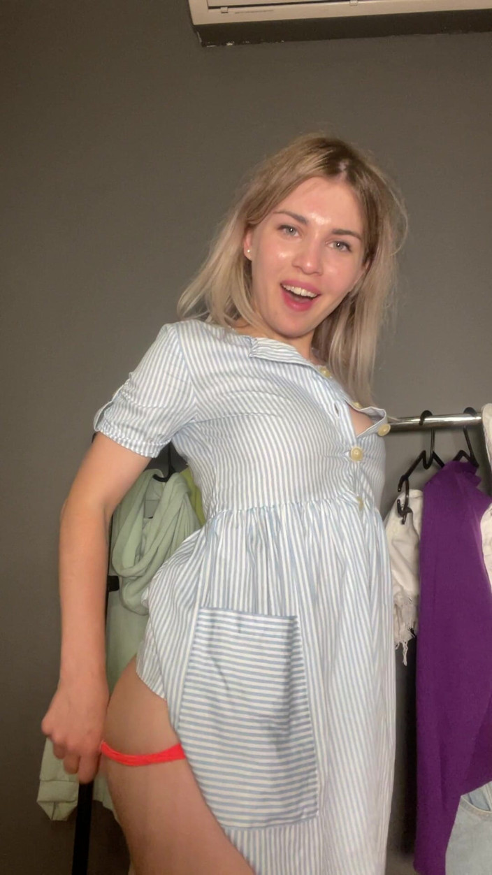 Misty Phoenix: Fucking Pussies and Butts in the Wardrob