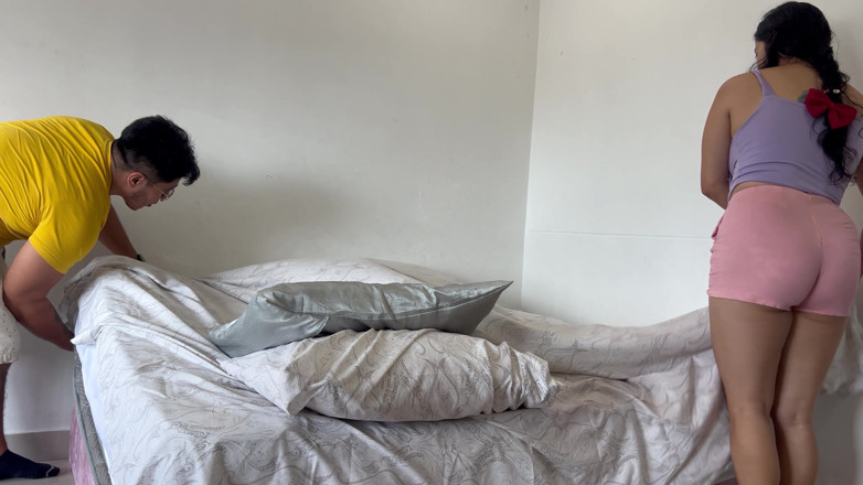 Dakotasex: 这个女士确实发出噪音，我不得不引起她的注意