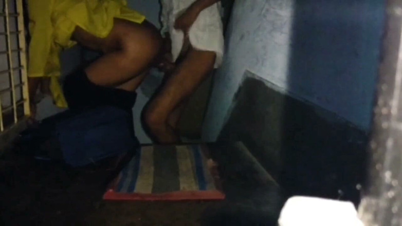 East indian group: Studentessa indiana nuovo video porno virale