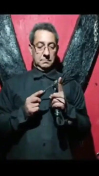 Dom Gresopio follando el culo del esclavo Mel